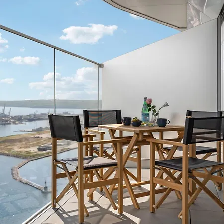 Apartment Light House *